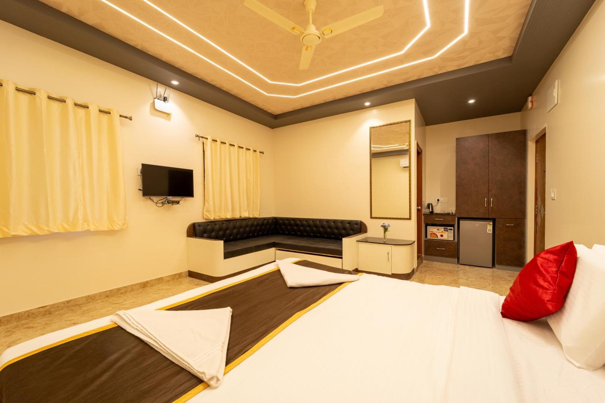 Seasons Suites - Hbr Bangalore Habitación foto