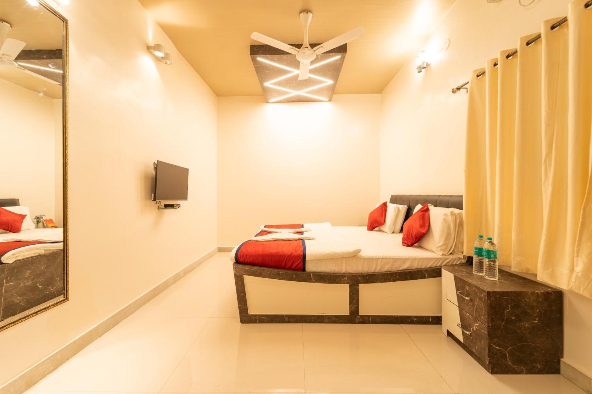 Seasons Suites - Hbr Bangalore Habitación foto