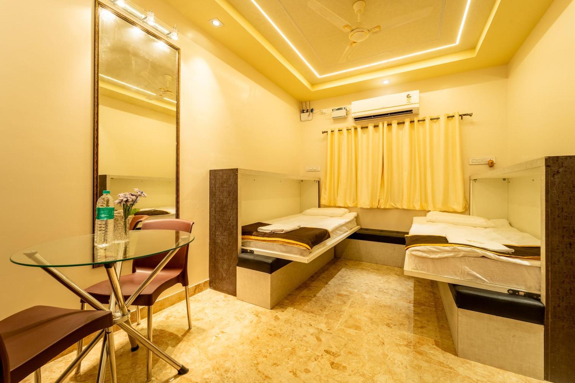 Seasons Suites - Hbr Bangalore Habitación foto