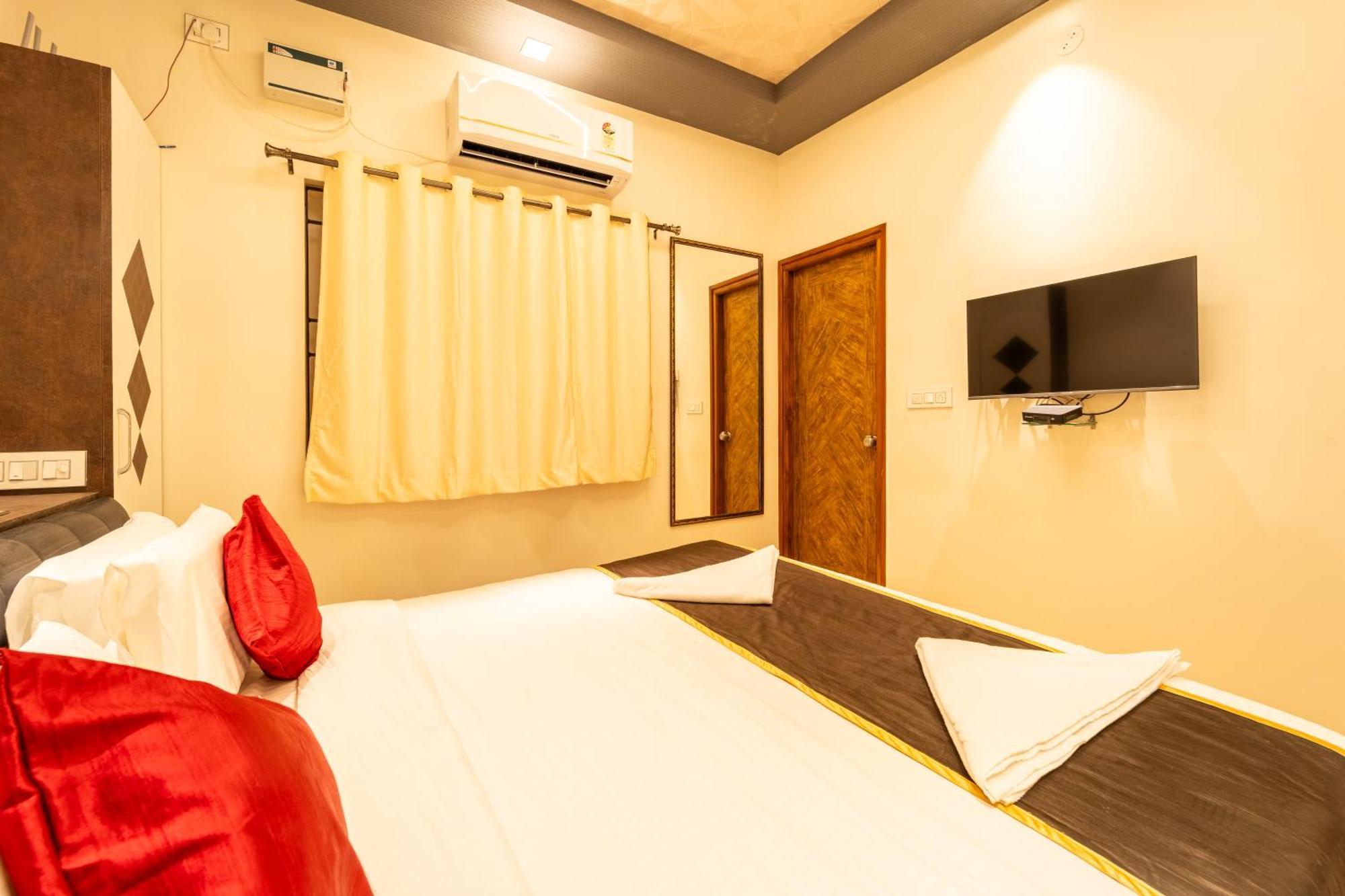 Seasons Suites - Hbr Bangalore Habitación foto