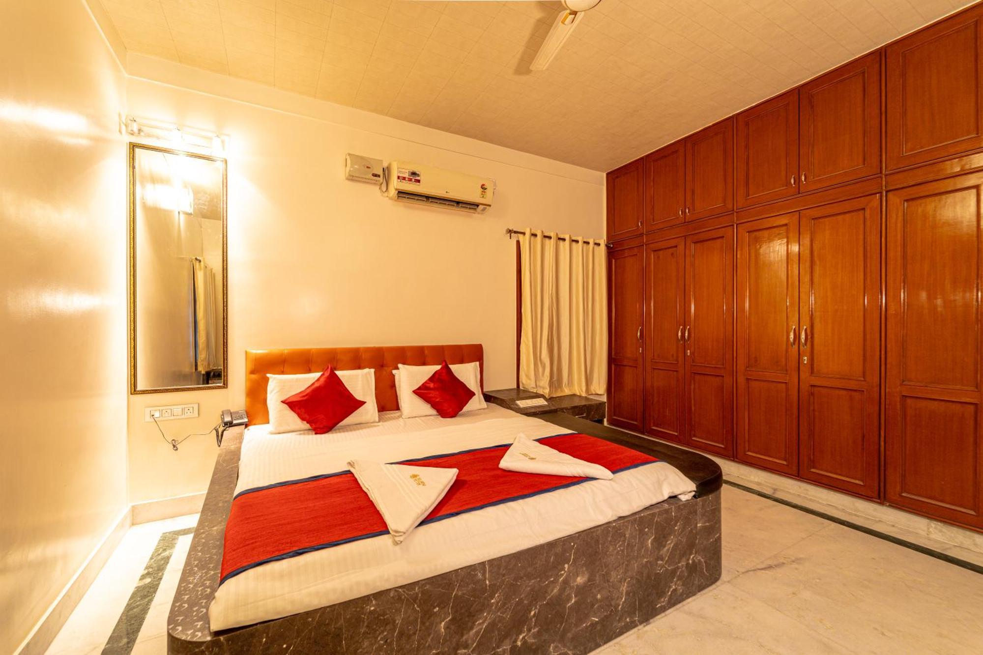 Seasons Suites - Hbr Bangalore Habitación foto