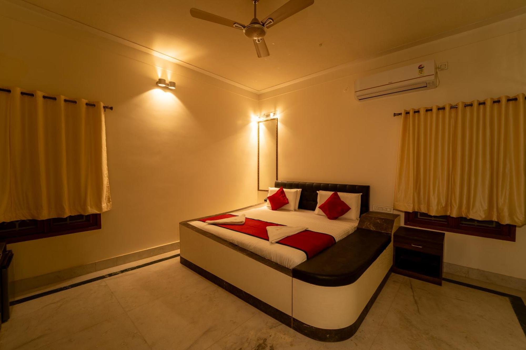 Seasons Suites - Hbr Bangalore Habitación foto