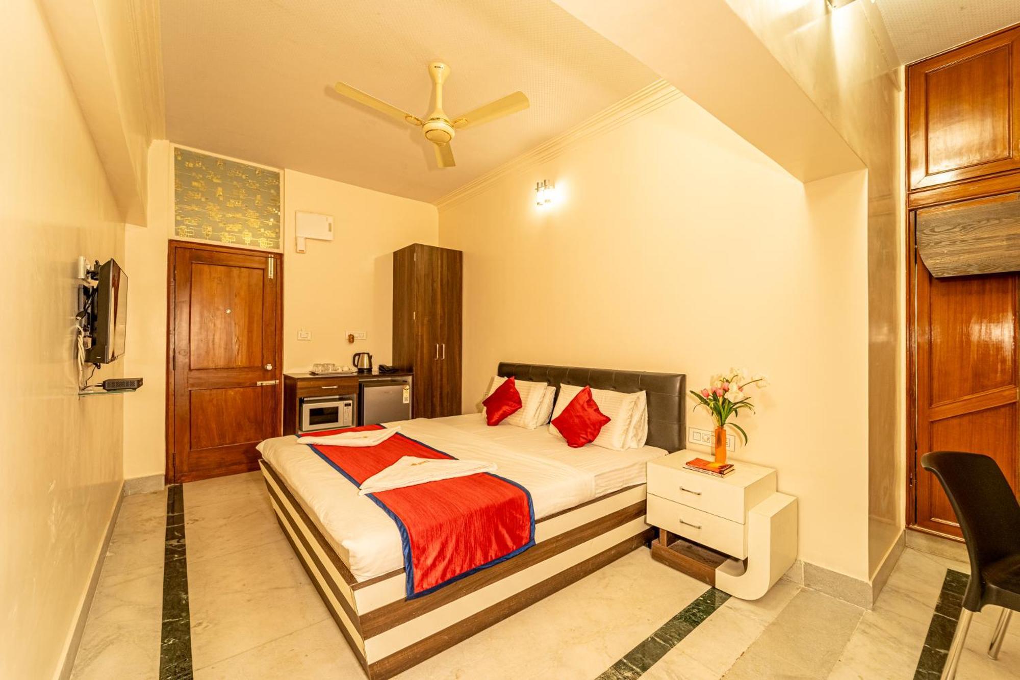 Seasons Suites - Hbr Bangalore Habitación foto