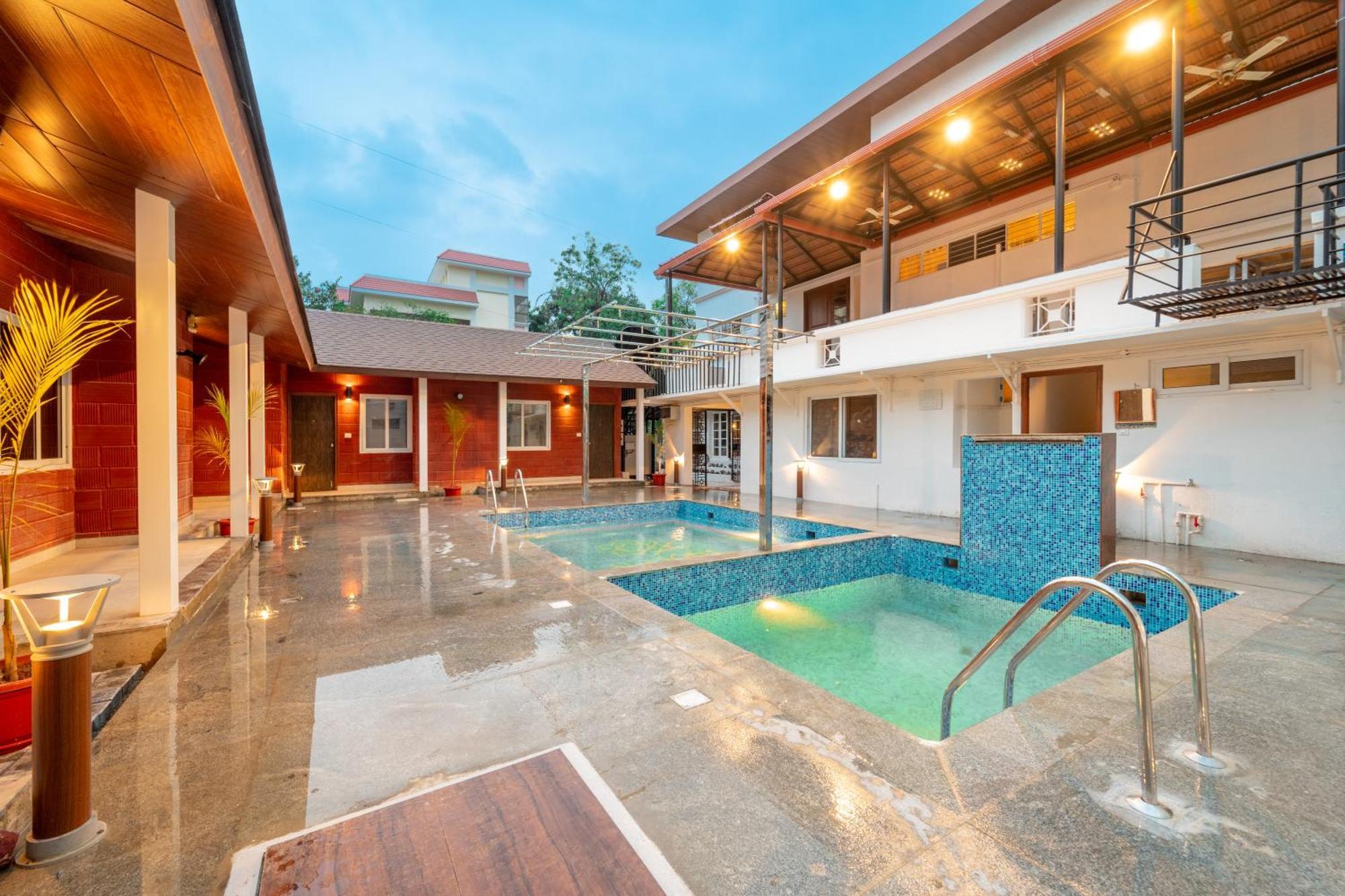 Seasons Suites - Hbr Bangalore Exterior foto