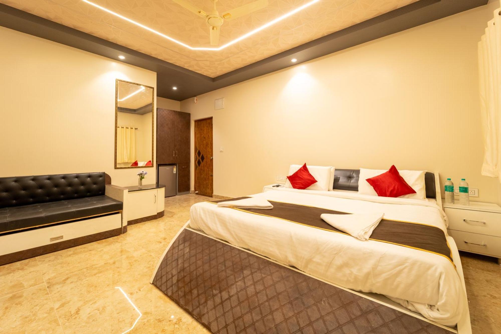 Seasons Suites - Hbr Bangalore Exterior foto