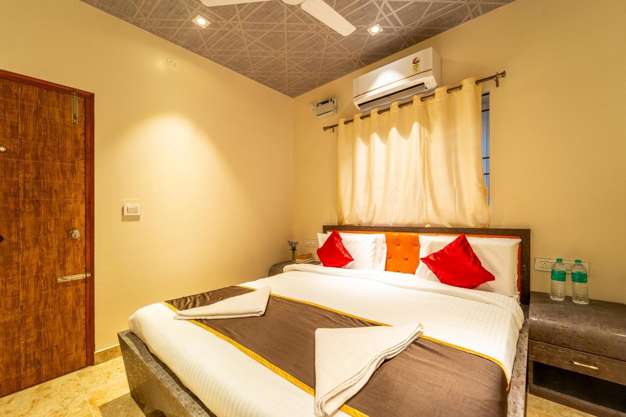 Seasons Suites - Hbr Bangalore Habitación foto